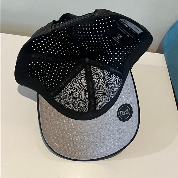 Melin Men's Black Camo Baseball Cap NWOT - Picture 8 of 8